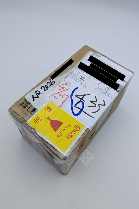 Fun2repair 維修完成後寄回的 Pixel 6 包裝